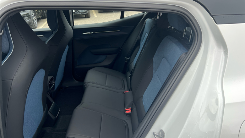 Volvo EX30 315kW Twin Motor Performance Plus 69kWh 5dr Auto Electric Estate